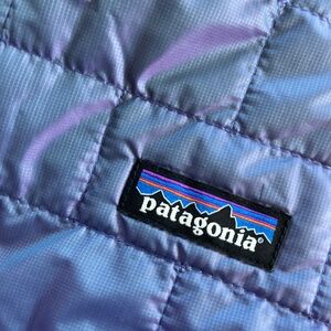 Patagonia Women’s Nano Puff Jacket Small NWT